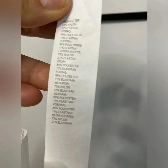 💚 NWTs Fabletics - purple two tone sports bra - size small - Picture 6 of 7